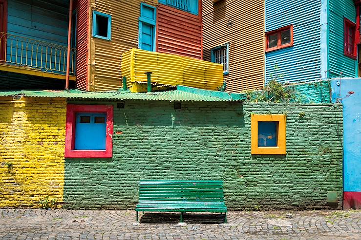 Colored houses - Argentina © Henrik Dolle/stock.adobe.com