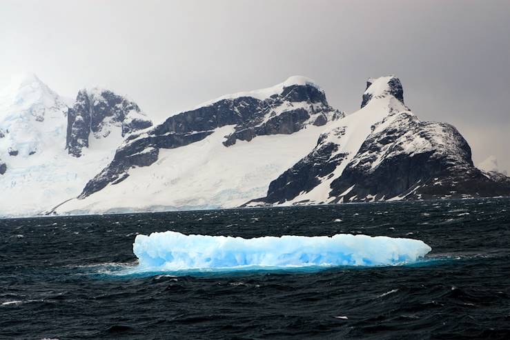 Iceberg - Antarctica © Droits reservés