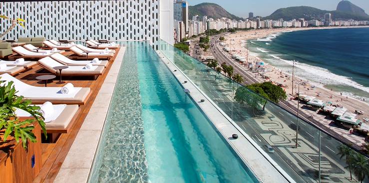 Copacabana beach - Brazil © Emiliano Rio 