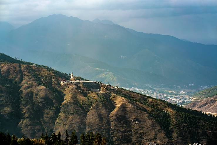 Temple on the top of a hill - Bhutan © Droits reservés