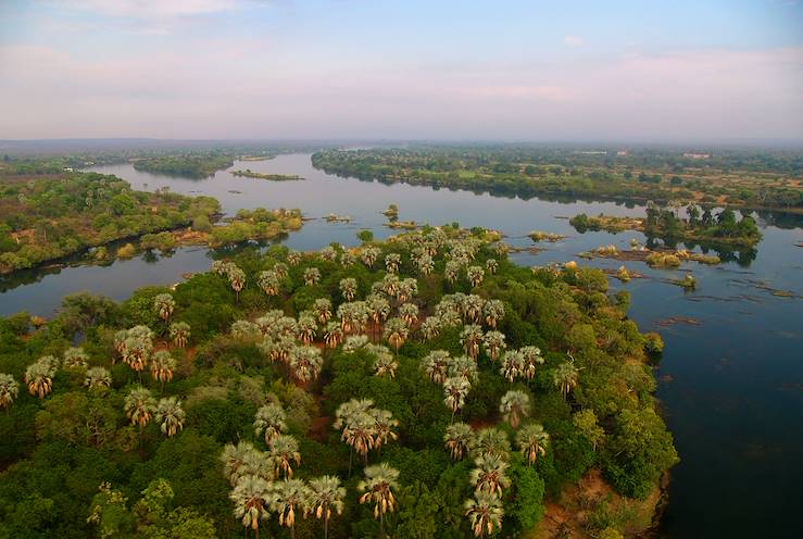 Zambezi - Zambia © Elzbieta Sekowska - stock.adobe.com