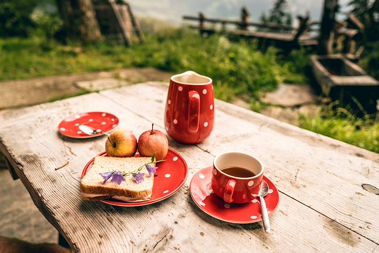 Breakfast - Saint Moritz - Switzerland © Droits reservés