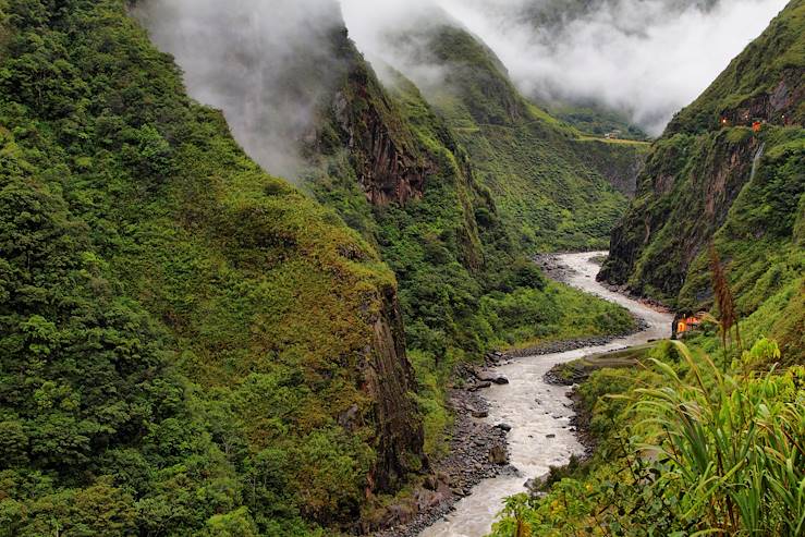 Rio Pastaza - Banos Region - Ecuador © estivillml/Fotolia