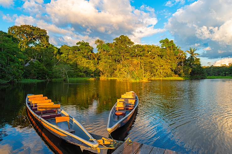 Boats and river - Ecuador © Droits reservés