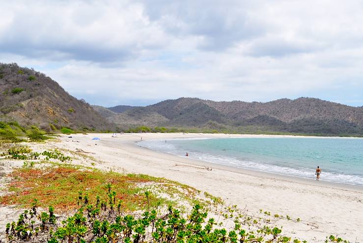 Ecuador beach © Jopstock/stock.adobe.com