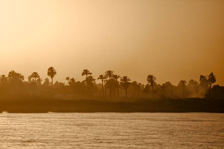 Steam Ship Sudan - Egypt © Matthieu Salvaing