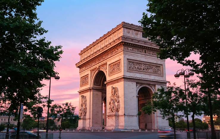 Arch of Triumph - Paris - France © Droits reservés