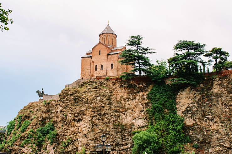 Metekhi Church - Tbilissi - Georgia © Sobolevskyi.com/Getty Images/iStockphoto 