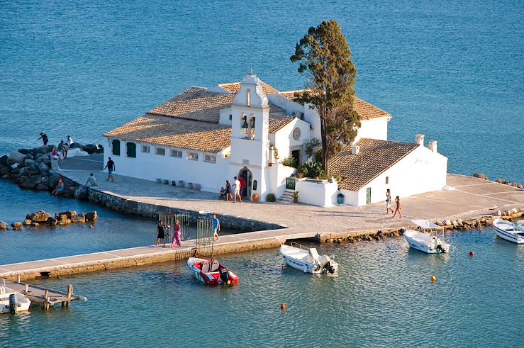 Corfu - Greece © lornet/Fotolia