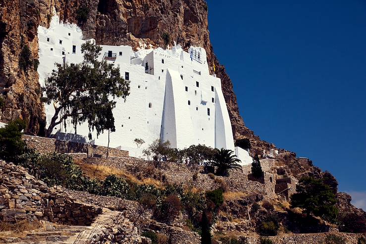 Monastery - Amorgos - Cyclades - Greece © AdrianaCahova/Getty Images/iStockphoto