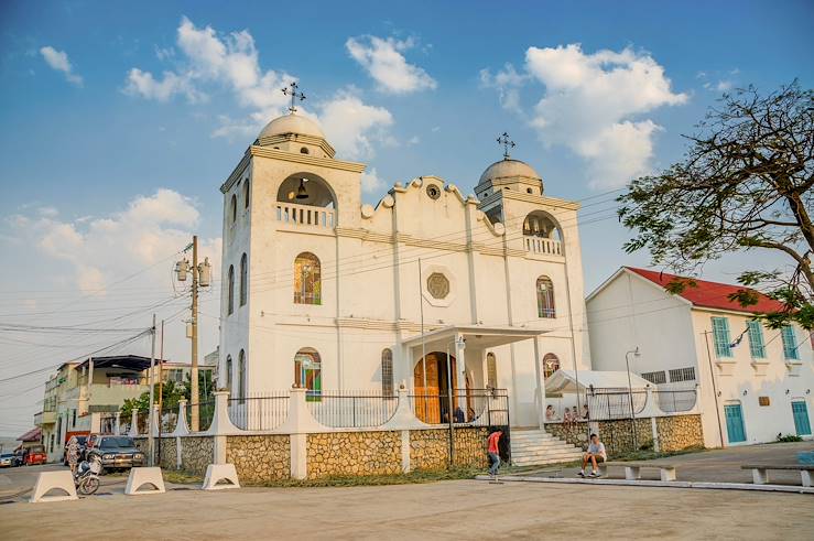 Flores - Guatemala © Fotos 593/Fotolia