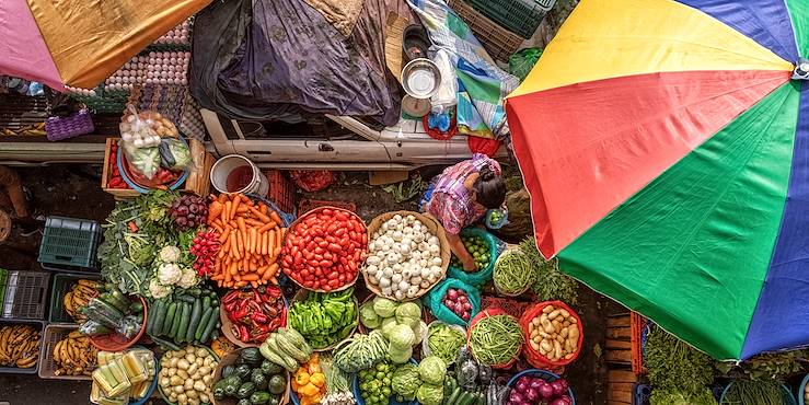 Vegetables market - Guatemala © AdobeStock/Ingo Bartussek