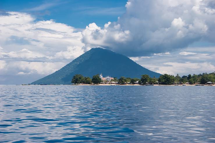 Bunaken National Park - Manado - Indonesia © Ifish/Piero Malaer/iStock/Getty Images Plus