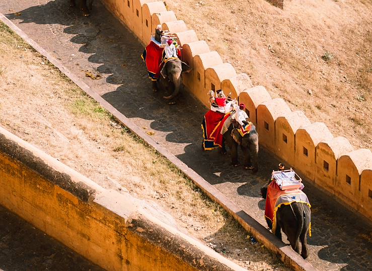 Fort Amber - Jaipur - Inde © Martina / Adobe Stock