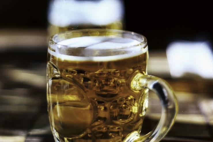 Glass of beer - Scotland © Faustine Poidevin