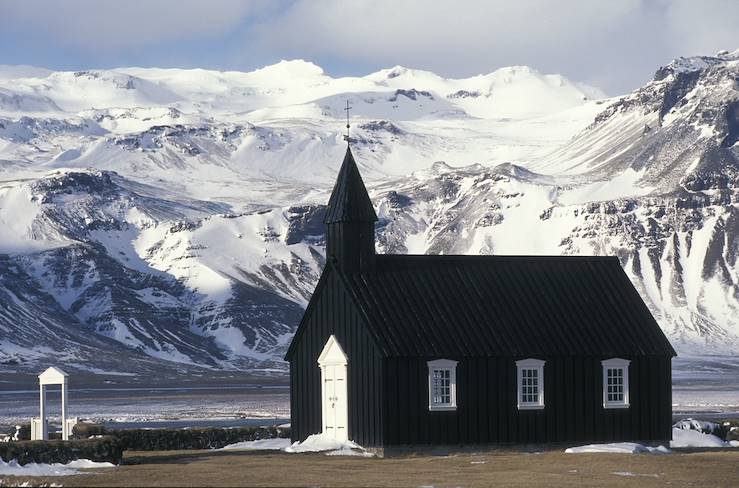 Budir Church - Snaefellsnes Peninsula - Iceland © Marc Maillet