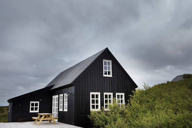 Black Timberhouse - Borgarnes - Iceland © Black Timberhouse