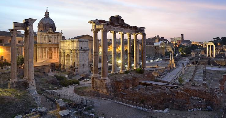 Forum - Rome - Italy © fabiomax.com / Fotolia.com