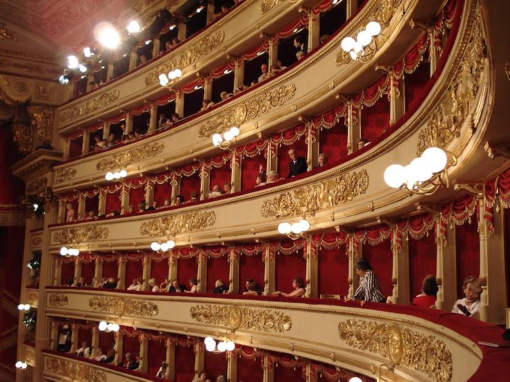 Scala de Milan - Lombardie - Italie © Amro/fotolia.com