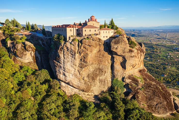 Meteora - Albania © saiko3p/Getty Images/iStockphoto