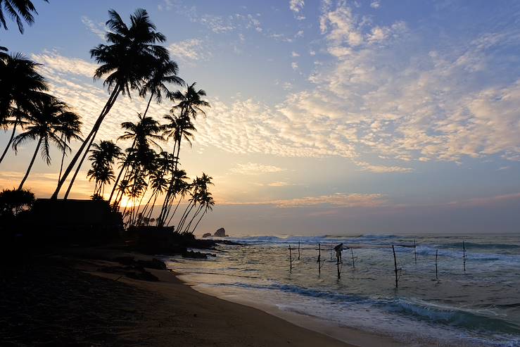 Beach at sunset - Sri Lanka © Yakov Oskanov / Fotolia