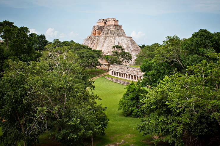 Pyramid of the Magician - Mexico © Droits reservés