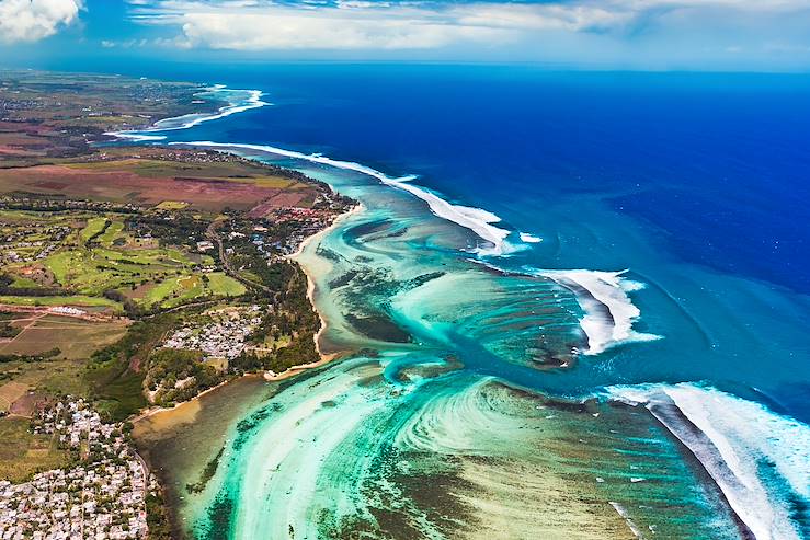 Indian ocean - Mauritius © Olga Khoroshunova/stock.adobe.com