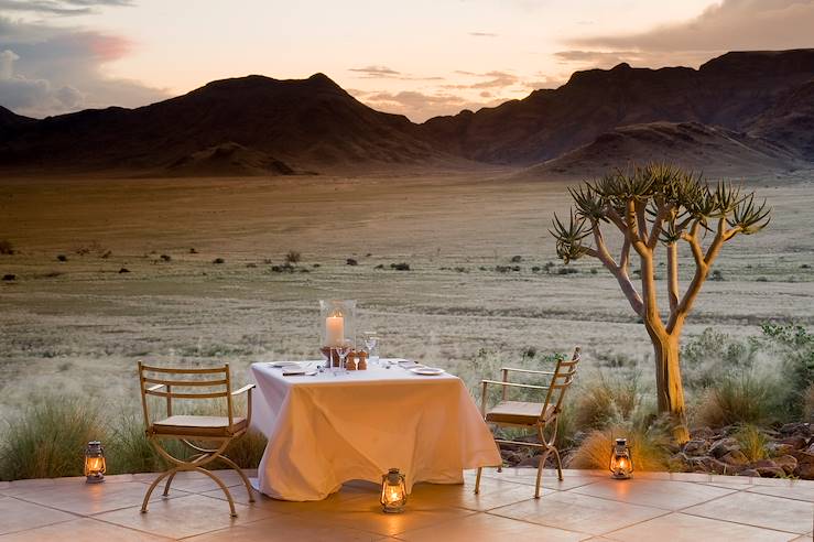 Romantic bush dinner - Namibia © Droits reservés