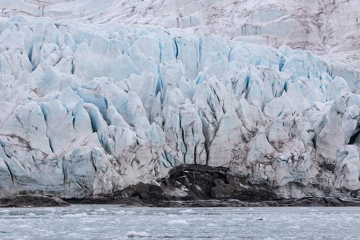 Glacier - Norway © hopsalka/iStock/Getty Images Plus