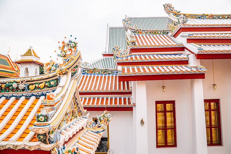 Temple - Borneo - Malaysia © Sanga Park/stock.adobe.com