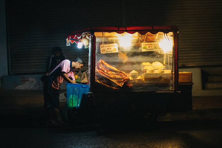 Food truck - Tahiland © Olivier Romano