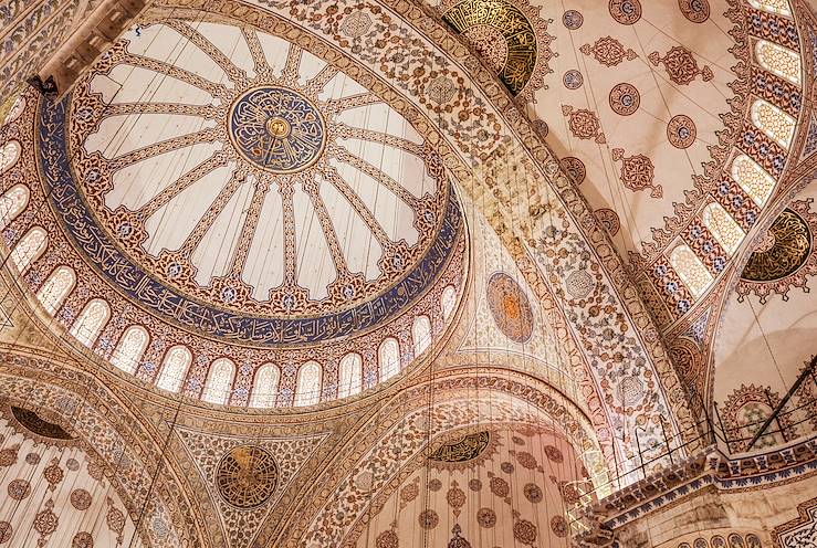 Blue Mosque - Istanbul - Turkey © Dagmar SCHWELLE/LAIF-REA