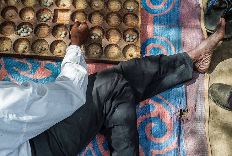 Bao game - Tanzania © Getty Images/iStockphoto