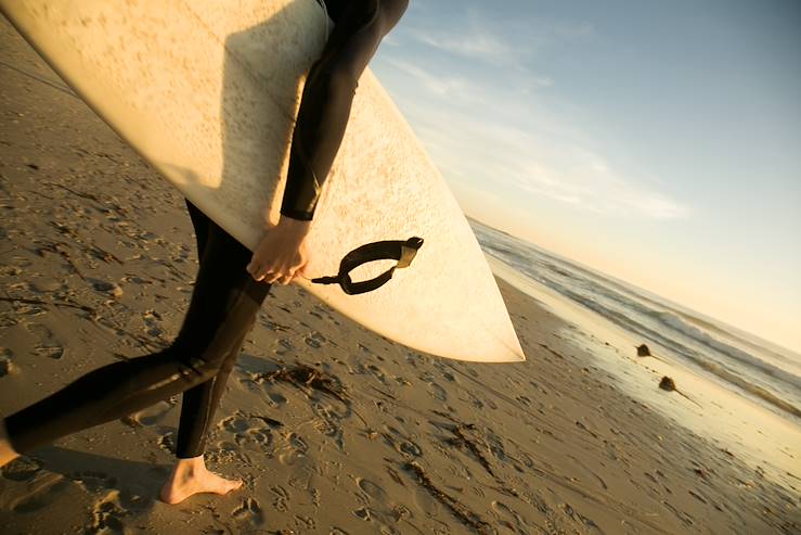 Surfing in San Diego - United States © Jamie Williams / California Travel and Tourism Commission OT