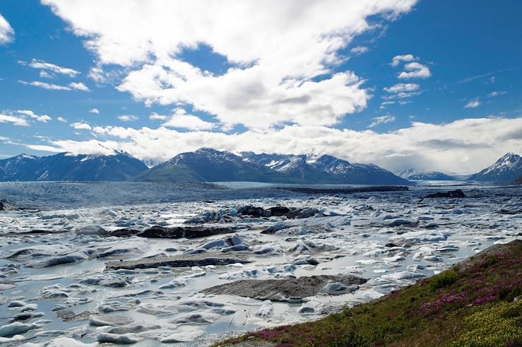 Knik Glacier - Alaska - United States © cal987/Getty Images/iStockphoto