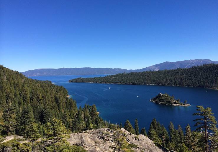 Tahoe City - United States © Sunnyside Restaurant & Lodge