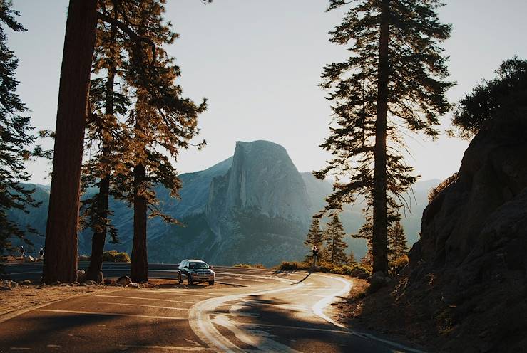 Road trip - USA © Grant Porter/Unsplash