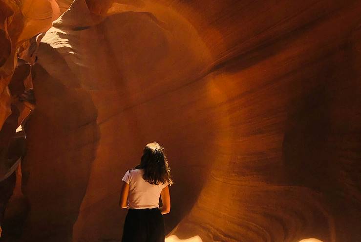 Antelope Canyon © Tyler Franta/Unsplash