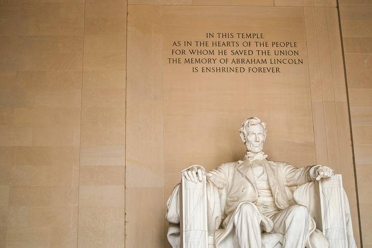 Lincoln Memorial - Washington DC - USA © Ryan Stone / Unsplash