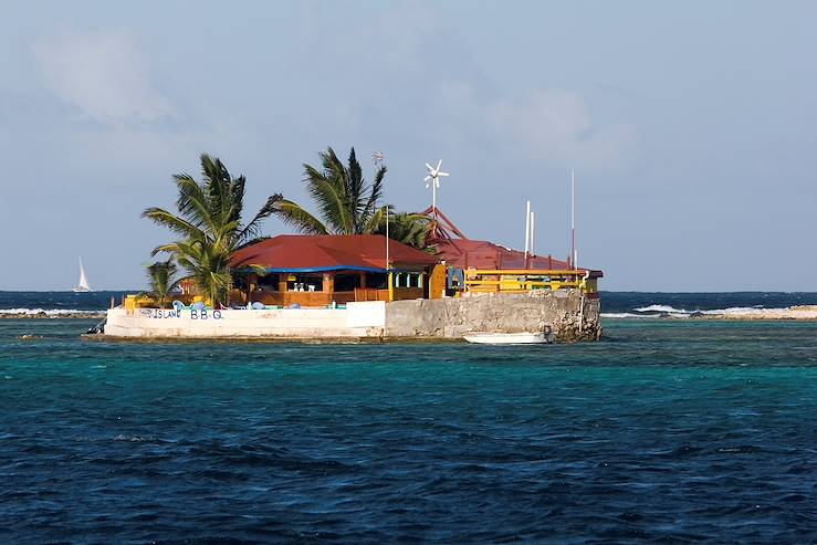 Happy Island - Saint Vincent © Droits reservés