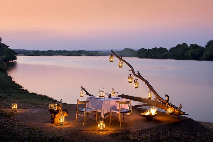 Romantic bush dinner - South Africa © Droits reservés