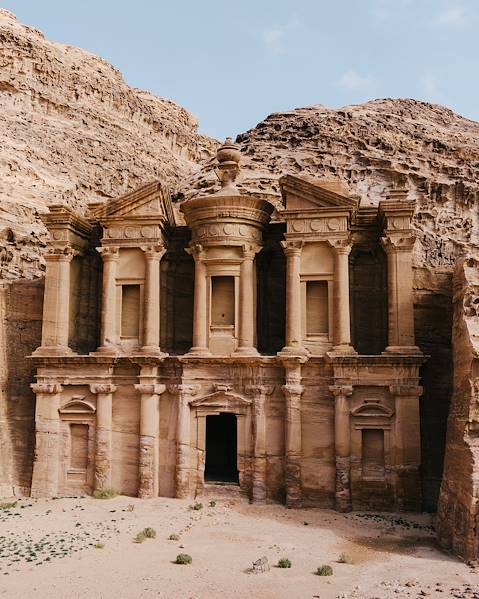 Itinerary Amman - Petra - Wadi Rum - Dead Sea - Cairo - The Nile