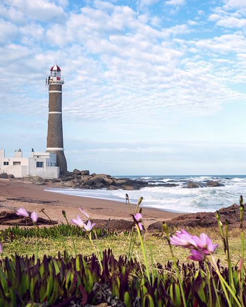 Itinerary Montevideo - Colonia del Sacramento - Carmelo - Montevideo - Pueblo Eden - Jose Ignacio